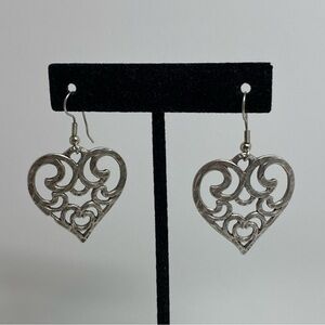 Filigree Heart Dangle Earrings Scroll Openwork Romantic Drop Silver Tone